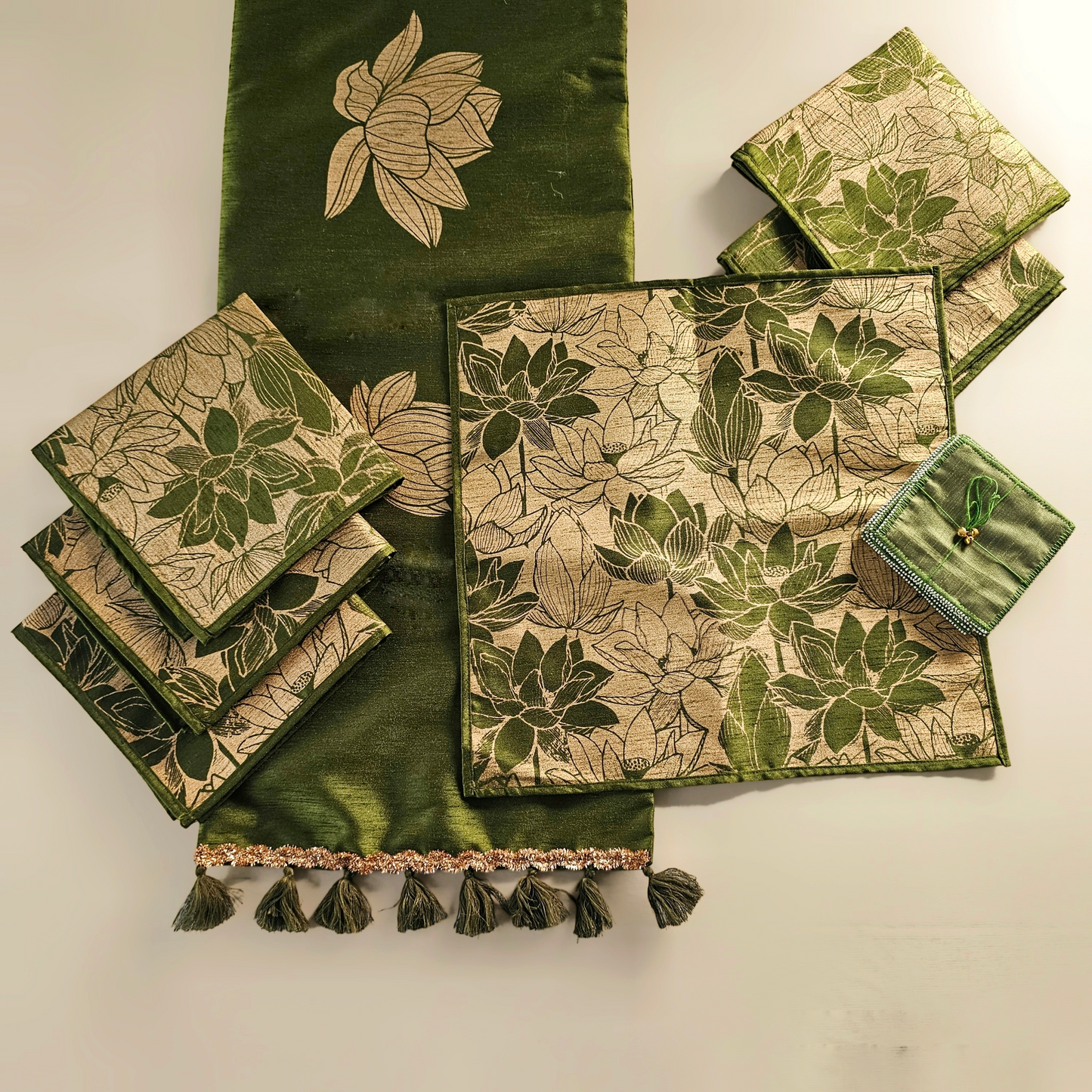 Green Lotus Silk Runner