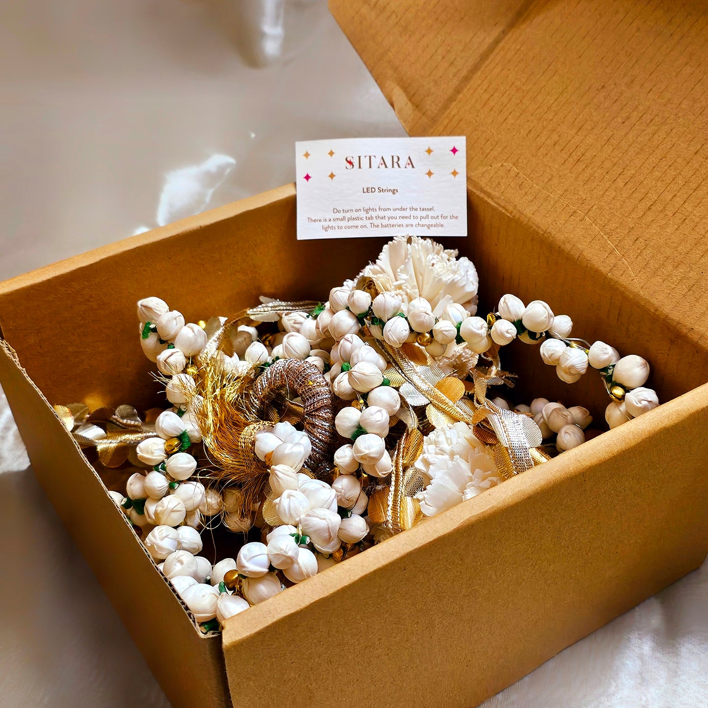 White Shola Buds LED String