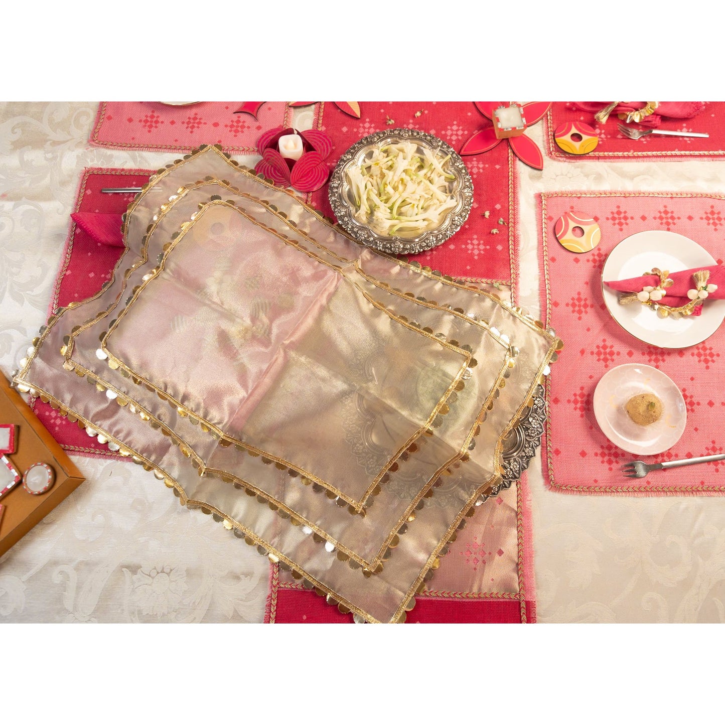 Gold Sitara Tissue Tray Cover