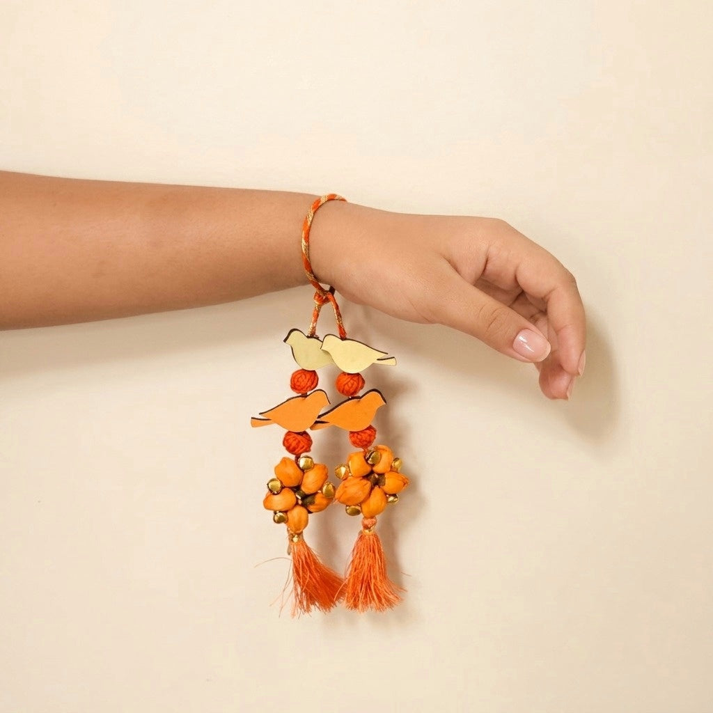 Orange Bird Lumba