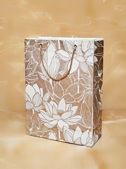 White Lotus Paper Bag (Set of 3)