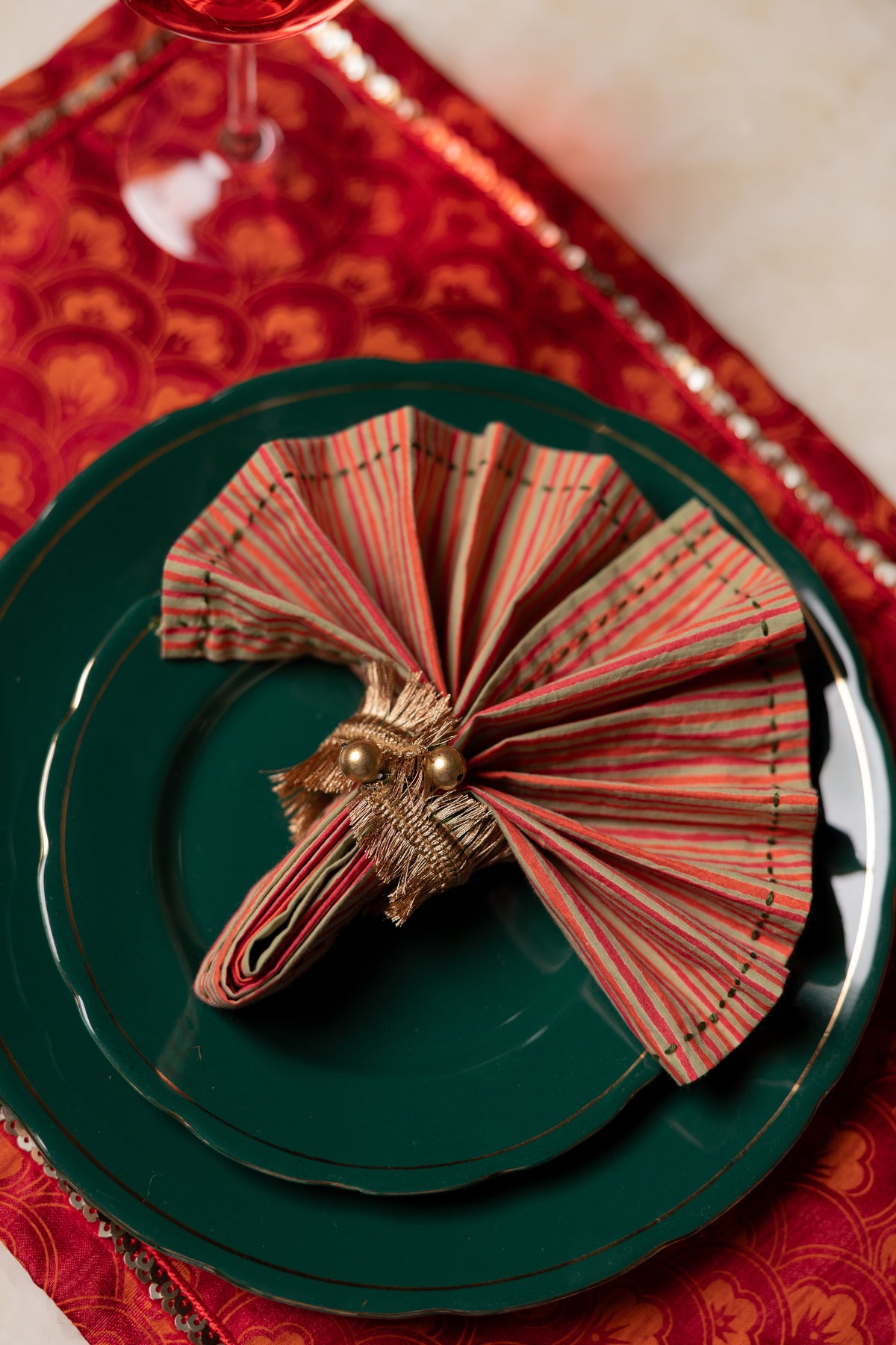 Gold Leaf Napkin Rings (Set of 6)