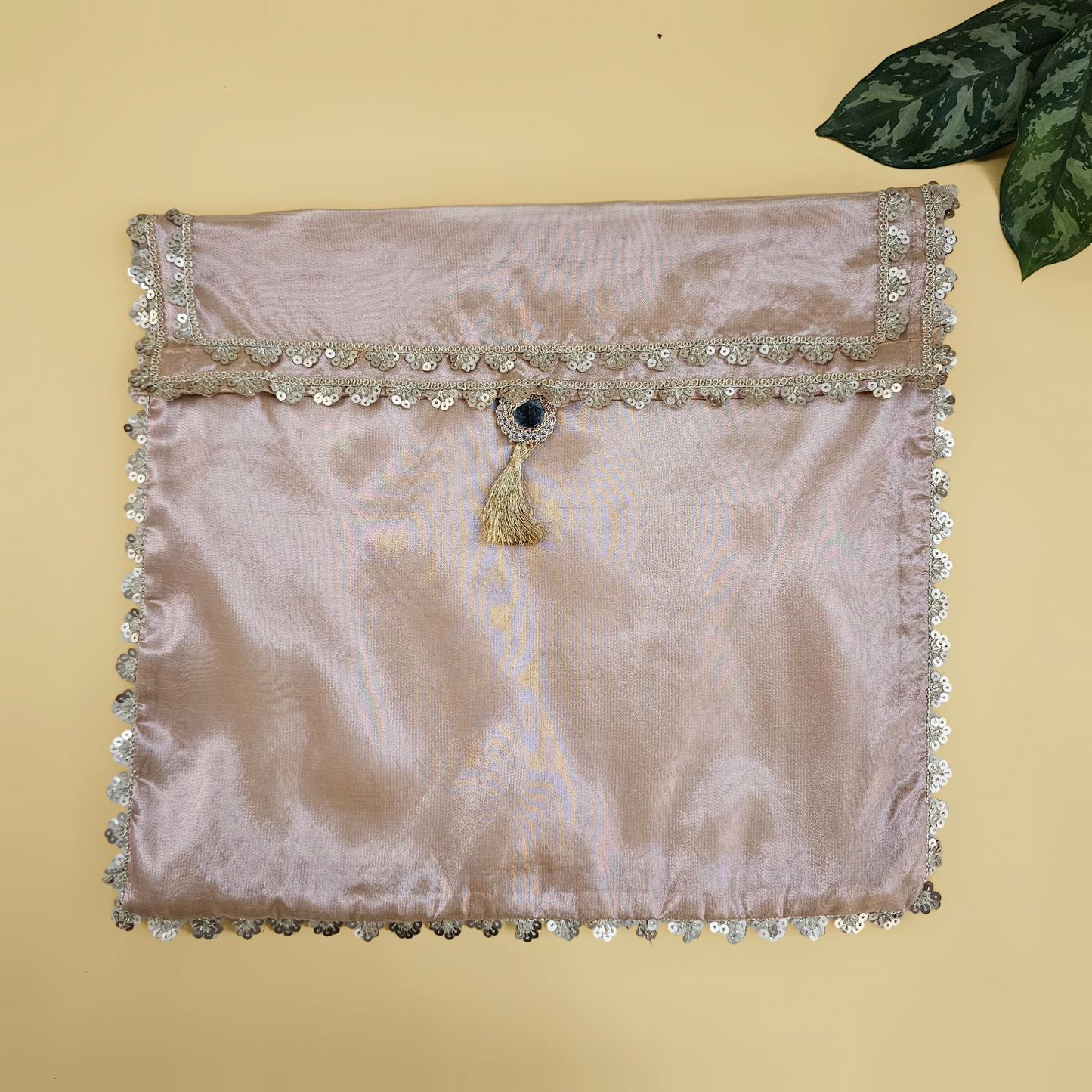 Scallop Tissue Saree Cover