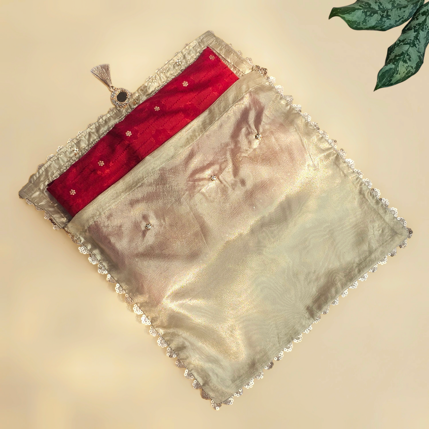 Scallop Tissue Saree Cover